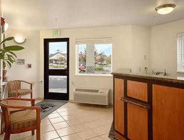 Super 8 By Wyndham Wine Country 2* Cloverdale