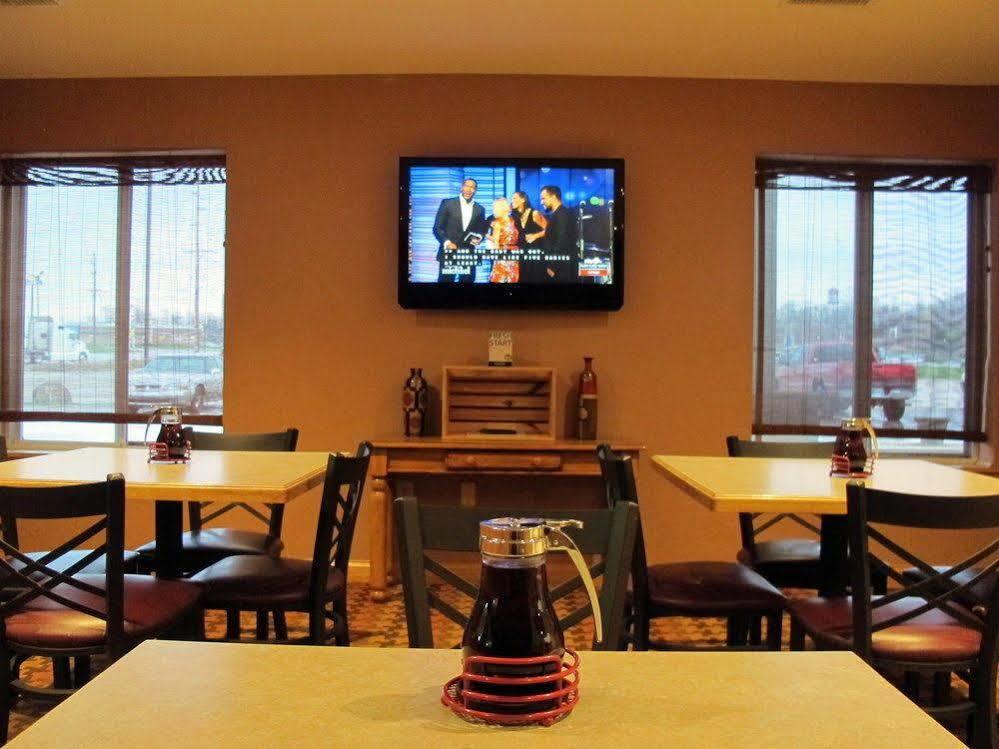 Super 8 By Wyndham Wine Country Cloverdale