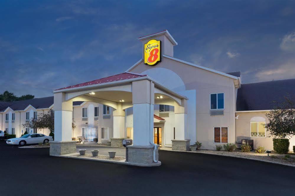 Super 8 By Wyndham Wine Country